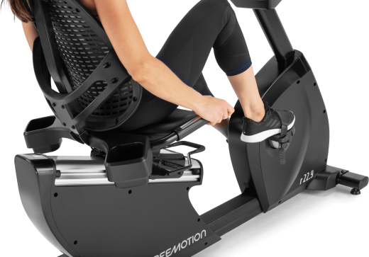 FMEX82520 Freemotion R22.9 Recumbent Bike 010